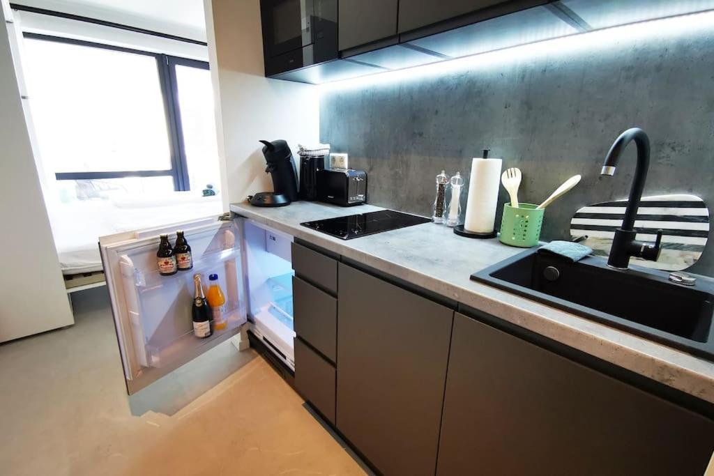 Hh 03 By Rockchair - Superhost Status - Modernes Apartment Mit Sonnigem Balkon & Premium Boxspringbetten In Winterhude - Hamburg Top Geheimtipp Екстер'єр фото