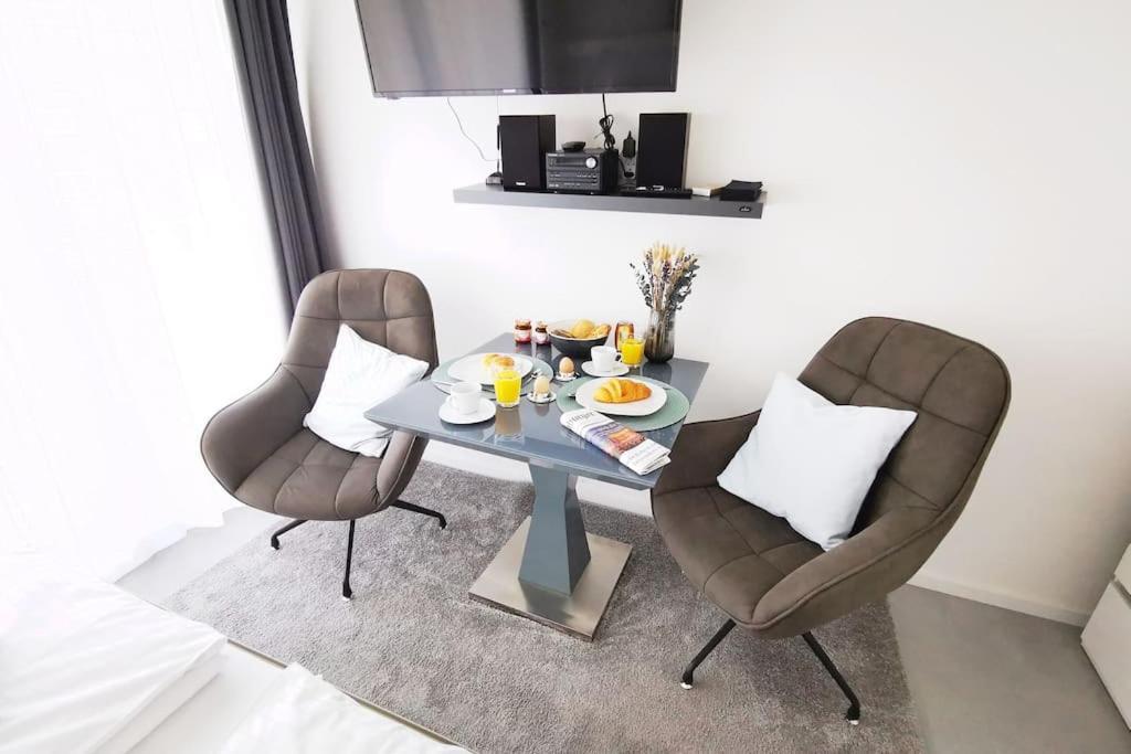 Hh 03 By Rockchair - Superhost Status - Modernes Apartment Mit Sonnigem Balkon & Premium Boxspringbetten In Winterhude - Hamburg Top Geheimtipp Екстер'єр фото