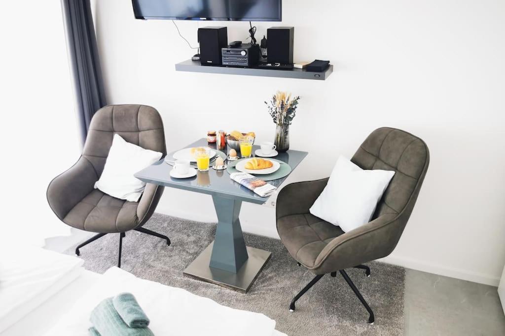 Hh 03 By Rockchair - Superhost Status - Modernes Apartment Mit Sonnigem Balkon & Premium Boxspringbetten In Winterhude - Hamburg Top Geheimtipp Екстер'єр фото